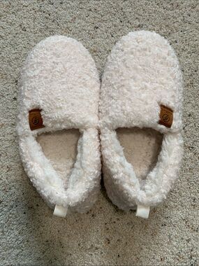 Plush Cream Cozy Slippers
